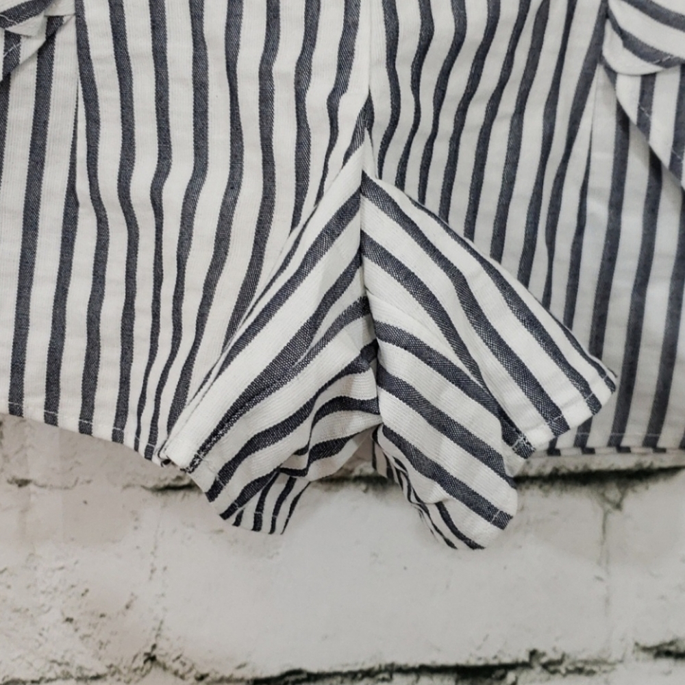 Zara shorts with Ruffles - Picture 5 of 7